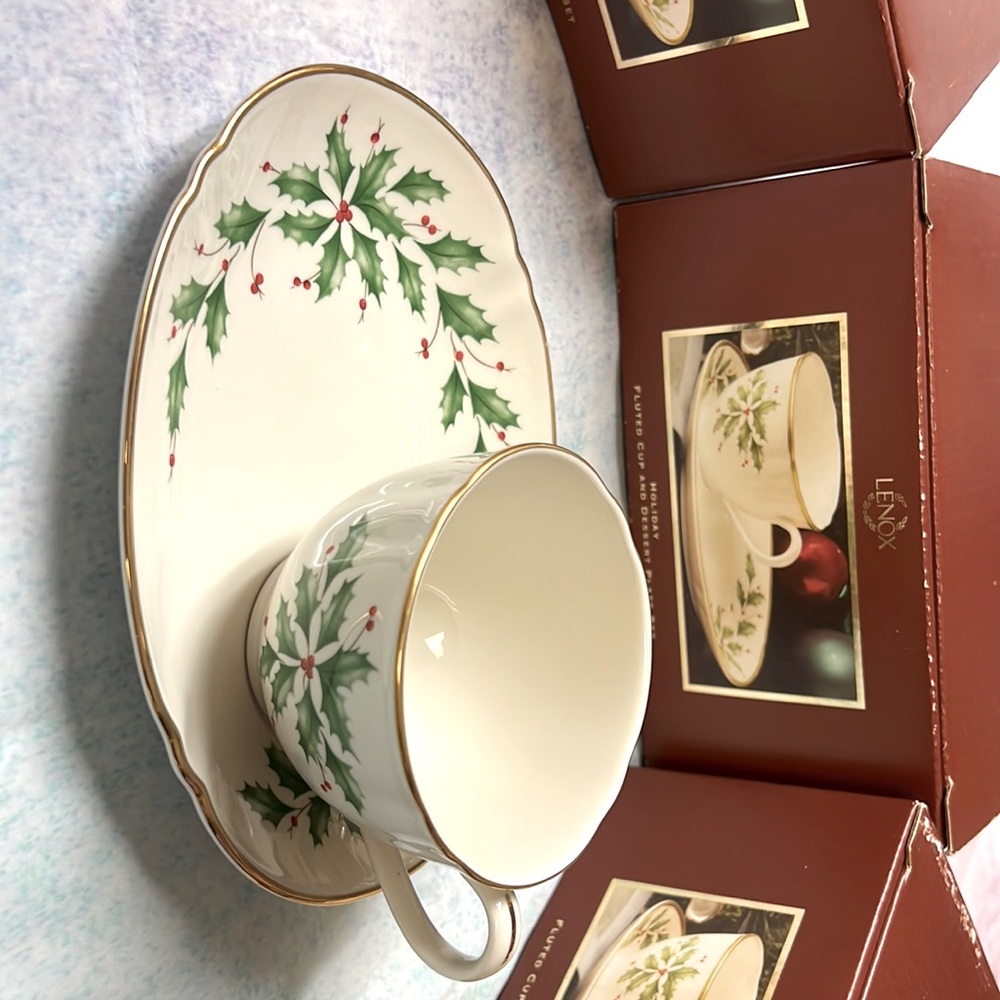Lenox dimension, holiday cut and dessert plate. 4 sets